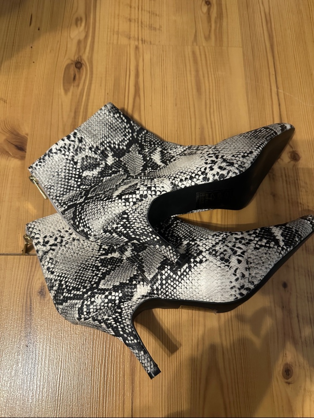 Cupid Snake-Print Pointed Stiletto Ankle Boots - Black & White New